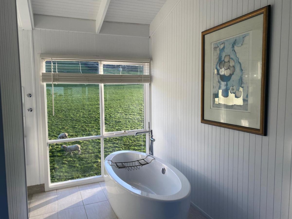 Seacroft Beach House Sugarloaf Exterior photo